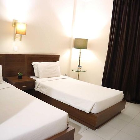 Excellent Seven Boutique Hotel Bandung Bagian luar foto