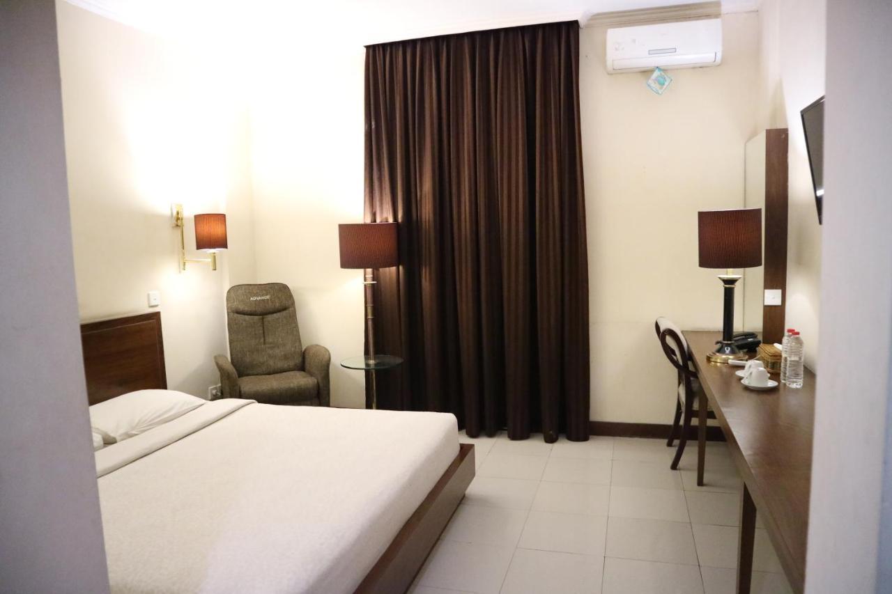 Excellent Seven Boutique Hotel Bandung Bagian luar foto