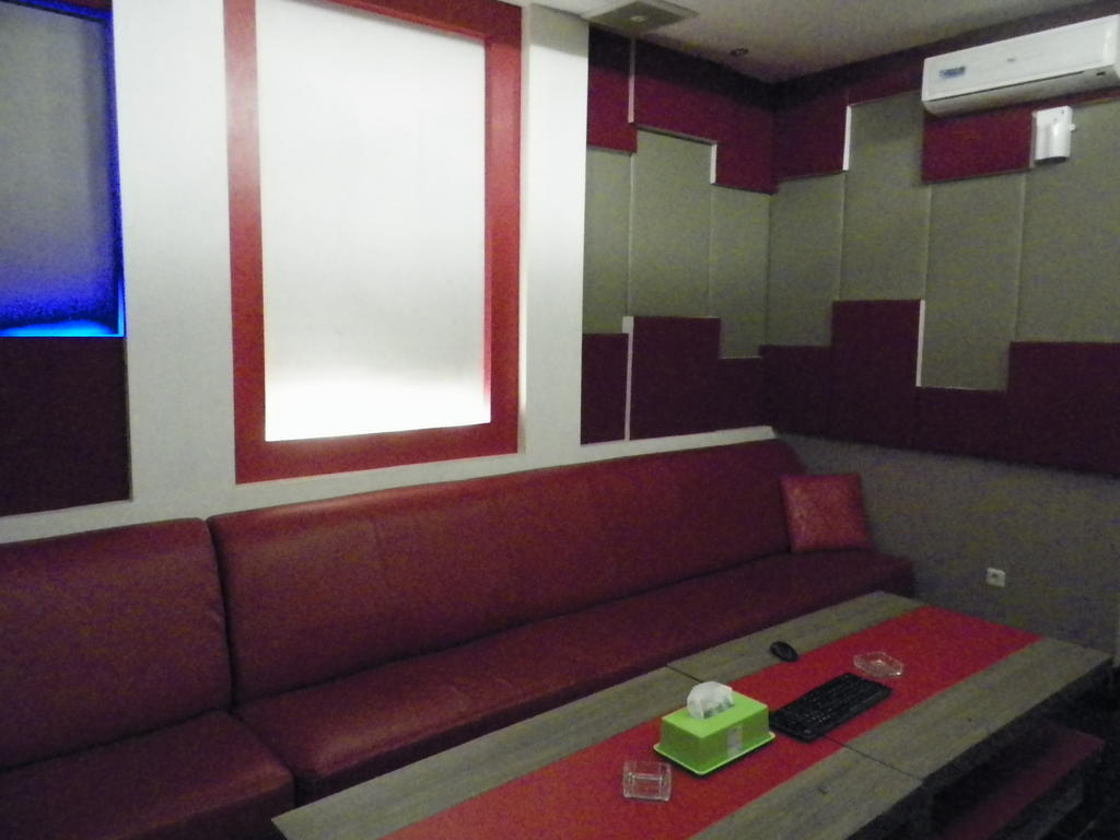 Excellent Seven Boutique Hotel Bandung Bagian luar foto
